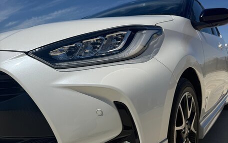 Toyota Yaris, 2020 год, 1 730 000 рублей, 13 фотография