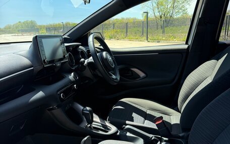 Toyota Yaris, 2020 год, 1 730 000 рублей, 35 фотография