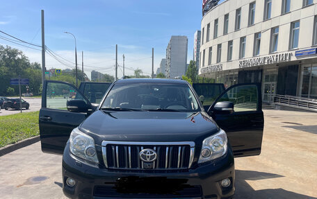 Toyota Land Cruiser Prado 150 рестайлинг 2, 2013 год, 2 900 000 рублей, 5 фотография