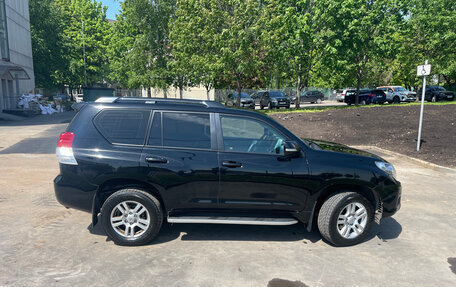 Toyota Land Cruiser Prado 150 рестайлинг 2, 2013 год, 2 900 000 рублей, 3 фотография
