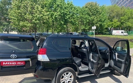 Toyota Land Cruiser Prado 150 рестайлинг 2, 2013 год, 2 900 000 рублей, 10 фотография