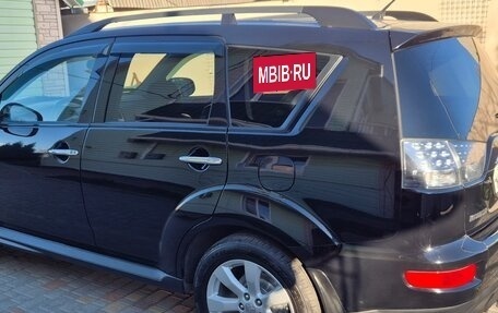 Mitsubishi Outlander III рестайлинг 3, 2011 год, 1 250 000 рублей, 4 фотография