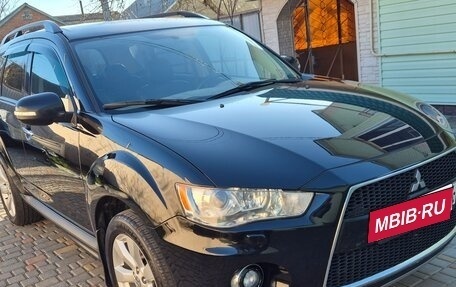 Mitsubishi Outlander III рестайлинг 3, 2011 год, 1 250 000 рублей, 8 фотография