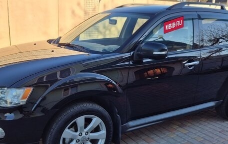 Mitsubishi Outlander III рестайлинг 3, 2011 год, 1 250 000 рублей, 10 фотография