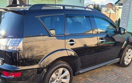 Mitsubishi Outlander III рестайлинг 3, 2011 год, 1 250 000 рублей, 11 фотография
