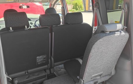 Toyota Sienta I, 2015 год, 1 230 000 рублей, 16 фотография