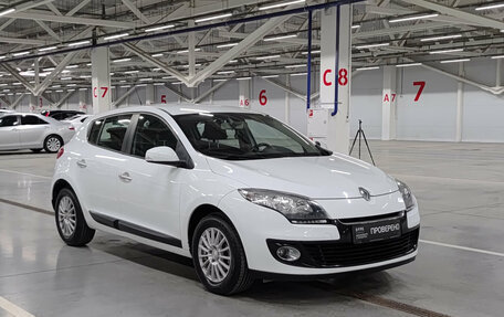 Renault Megane III, 2013 год, 785 000 рублей, 3 фотография