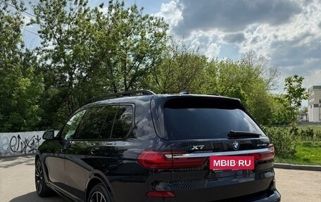 BMW X7, 2021 год, 9 000 000 рублей, 8 фотография