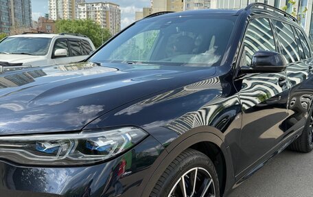 BMW X7, 2021 год, 9 000 000 рублей, 38 фотография