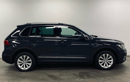 Volkswagen Tiguan II, 2017 год, 1 840 000 рублей, 4 фотография