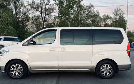 Hyundai H-1 II рестайлинг, 2021 год, 2 910 000 рублей, 4 фотография