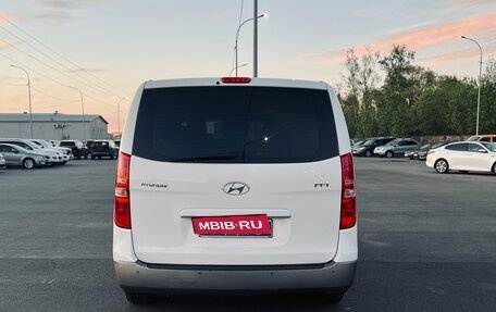 Hyundai H-1 II рестайлинг, 2021 год, 2 910 000 рублей, 6 фотография