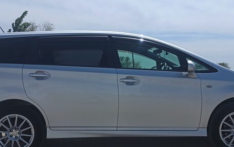 Toyota Wish II, 2010 год, 1 490 000 рублей, 2 фотография