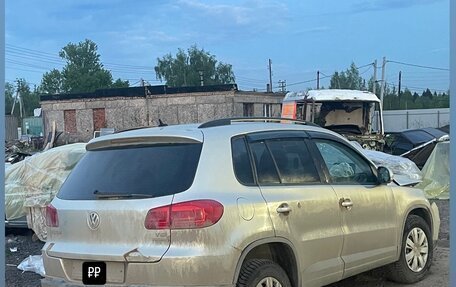 Volkswagen Tiguan I, 2012 год, 450 000 рублей, 3 фотография