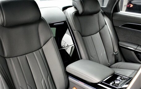 Audi A8, 2025 год, 20 000 000 рублей, 18 фотография