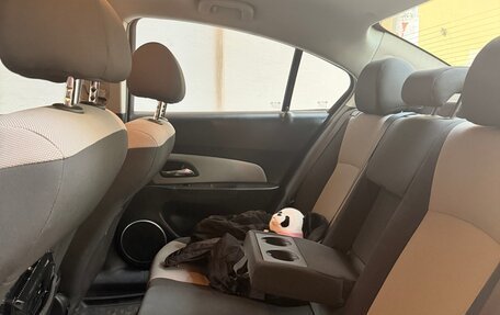 Chevrolet Cruze II, 2013 год, 680 000 рублей, 10 фотография