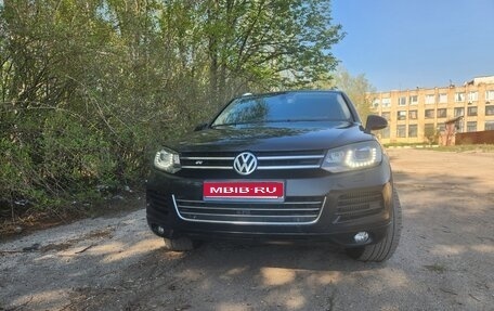Volkswagen Touareg III, 2010 год, 1 700 000 рублей, 1 фотография