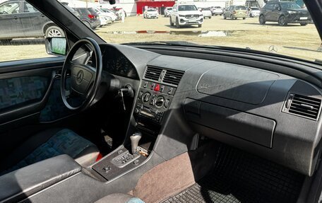 Mercedes-Benz C-Класс, 1997 год, 240 000 рублей, 11 фотография