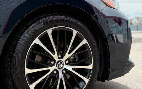 Toyota Camry, 2019 год, 2 430 000 рублей, 8 фотография