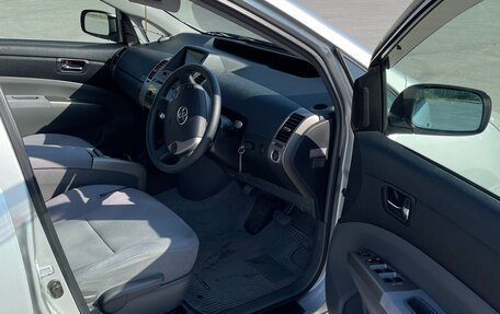 Toyota Prius, 2011 год, 1 200 000 рублей, 11 фотография