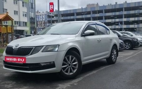 Skoda Octavia, 2017 год, 830 000 рублей, 2 фотография