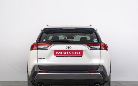 Toyota RAV4, 2020 год, 3 449 000 рублей, 5 фотография