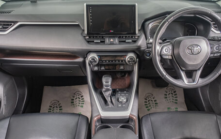 Toyota RAV4, 2020 год, 3 449 000 рублей, 11 фотография