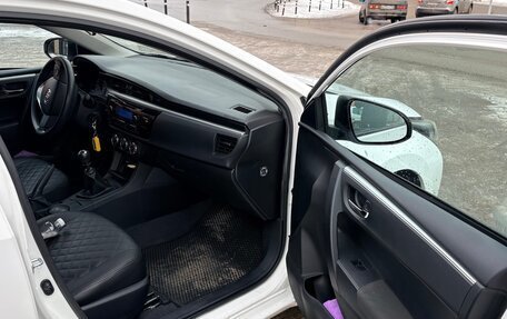 Toyota Corolla, 2013 год, 1 200 000 рублей, 8 фотография