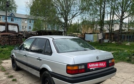 Volkswagen Passat B3, 1988 год, 95 000 рублей, 3 фотография