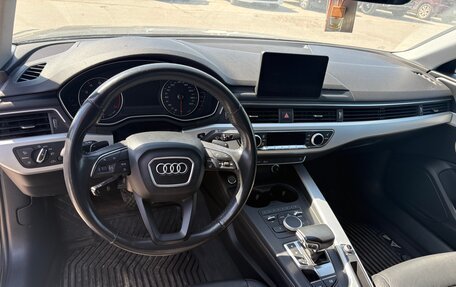 Audi A4, 2018 год, 2 200 000 рублей, 12 фотография