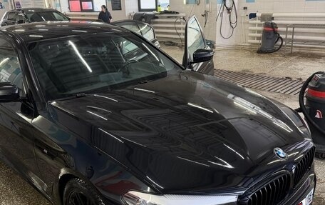 BMW 5 серия, 2019 год, 3 490 000 рублей, 2 фотография