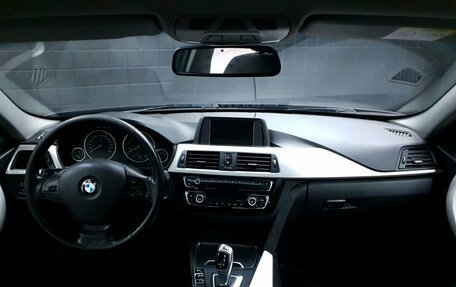 BMW 3 серия, 2018 год, 1 225 000 рублей, 8 фотография