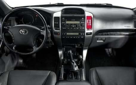 Toyota Land Cruiser Prado 120 рестайлинг, 2008 год, 1 890 000 рублей, 14 фотография