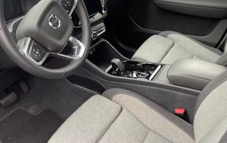 Volvo XC40 I, 2022 год, 3 111 591 рублей, 5 фотография