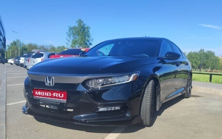 Honda Accord IX рестайлинг, 2018 год, 2 450 000 рублей, 1 фотография