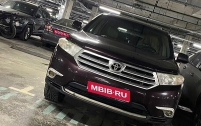 Toyota Highlander III, 2011 год, 1 300 000 рублей, 1 фотография