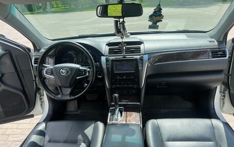 Toyota Camry, 2016 год, 2 100 000 рублей, 16 фотография