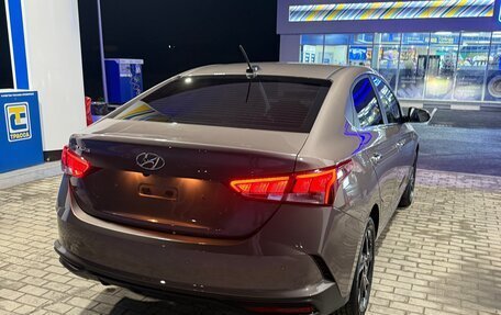 Hyundai Solaris II рестайлинг, 2022 год, 1 670 000 рублей, 3 фотография