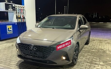 Hyundai Solaris II рестайлинг, 2022 год, 1 670 000 рублей, 8 фотография