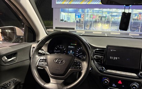 Hyundai Solaris II рестайлинг, 2022 год, 1 670 000 рублей, 31 фотография