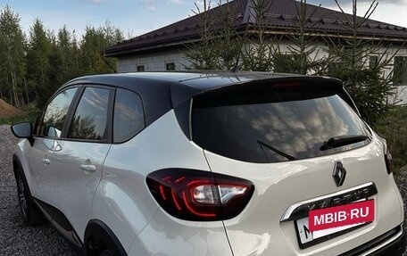 Renault Kaptur I рестайлинг, 2017 год, 1 250 000 рублей, 4 фотография