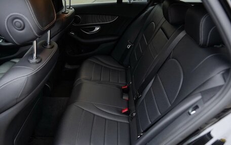 Mercedes-Benz C-Класс, 2018 год, 1 700 000 рублей, 13 фотография