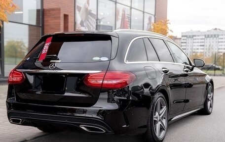 Mercedes-Benz C-Класс, 2018 год, 1 700 000 рублей, 3 фотография