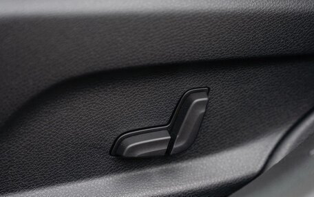 Mercedes-Benz C-Класс, 2018 год, 1 700 000 рублей, 31 фотография