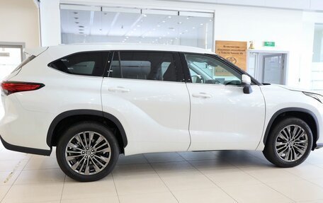 Toyota Highlander, 2026 год, 5 500 000 рублей, 5 фотография