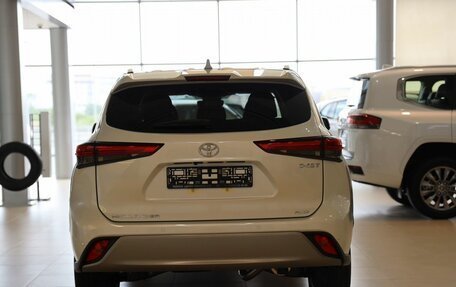 Toyota Highlander, 2026 год, 5 500 000 рублей, 7 фотография