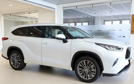Toyota Highlander, 2026 год, 5 500 000 рублей, 4 фотография
