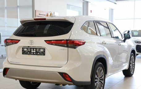 Toyota Highlander, 2026 год, 5 500 000 рублей, 6 фотография