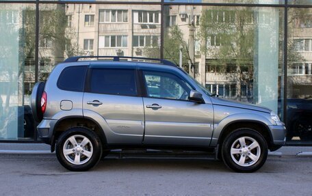 Chevrolet Niva I рестайлинг, 2016 год, 697 000 рублей, 4 фотография