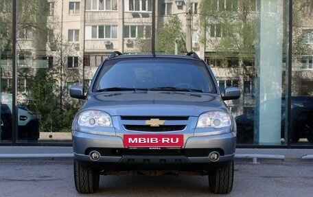 Chevrolet Niva I рестайлинг, 2016 год, 697 000 рублей, 2 фотография